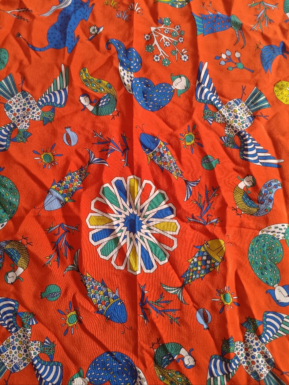 Rumisu Discontinued Wild & Weird Orange Animal Floral 100% Silk Luxury Art Scarf - Picture 4 of 8
